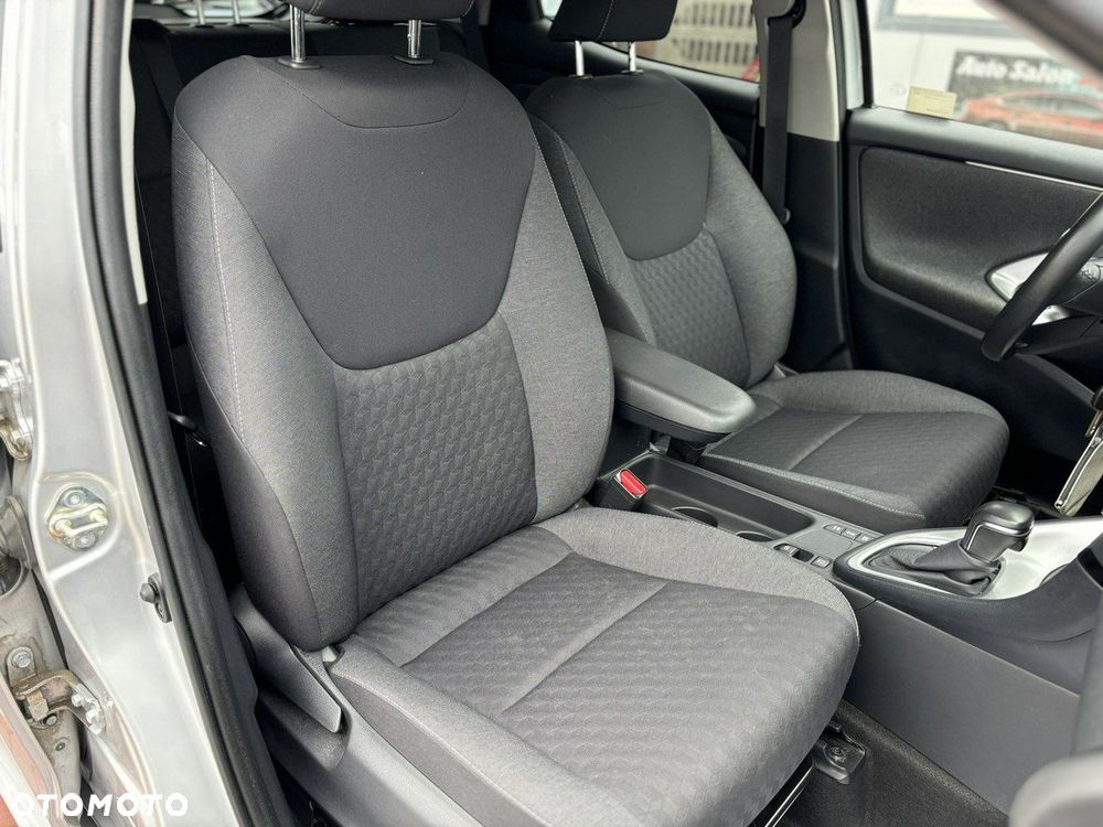Toyota Yaris - 30