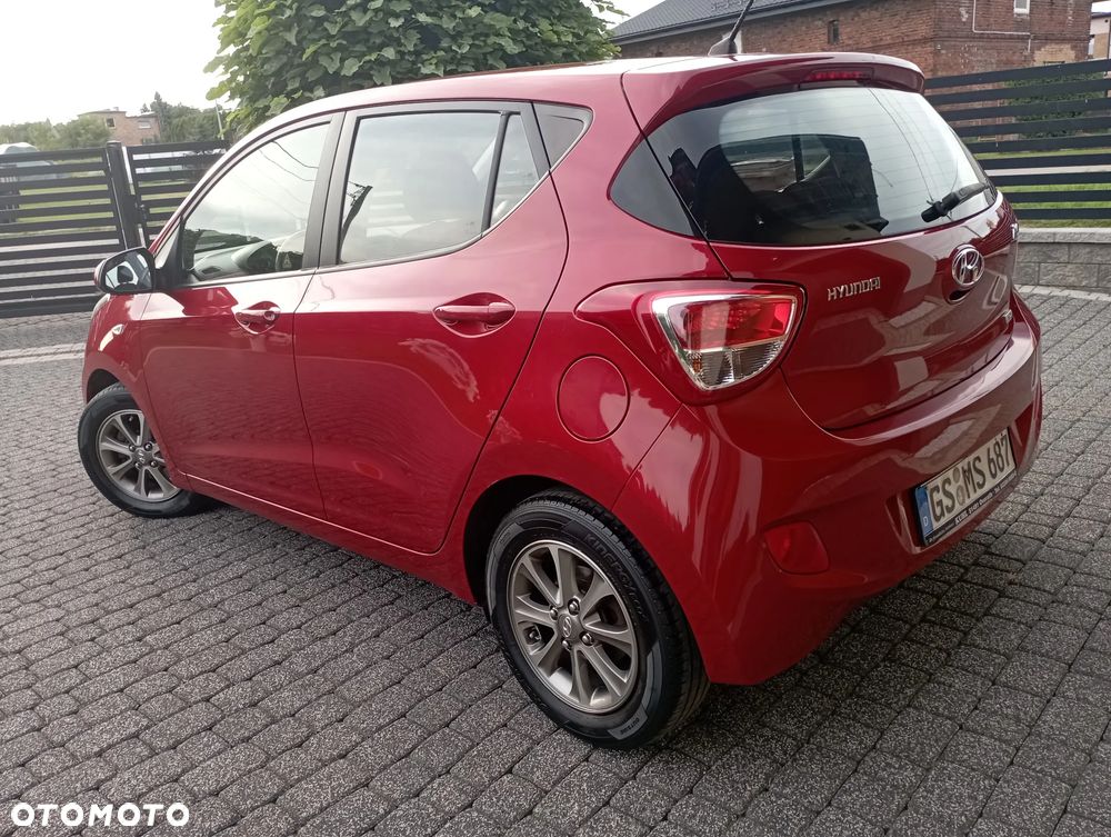 Hyundai i10 1.2 Fifa World Cup Edition - 19