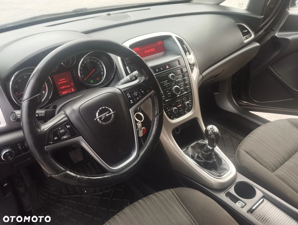 Opel Astra 1.4 T Cosmo - 16