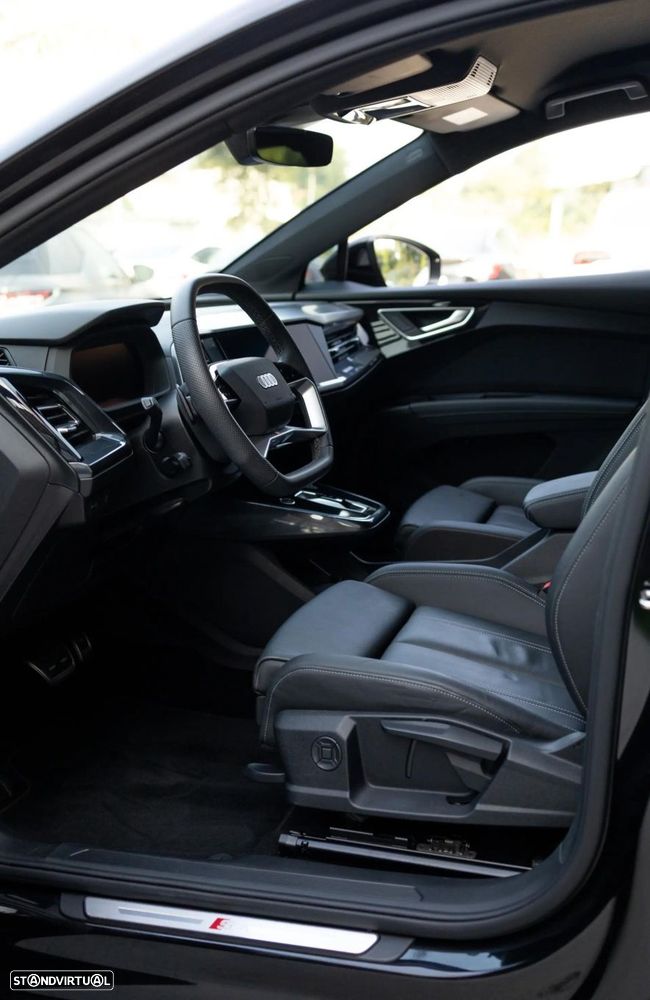 Audi Q4 e-tron 45 82 kWh - 28