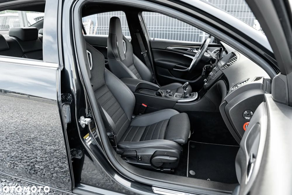 Opel Insignia 2.8 V6 Turbo 4x4 OPC - 25