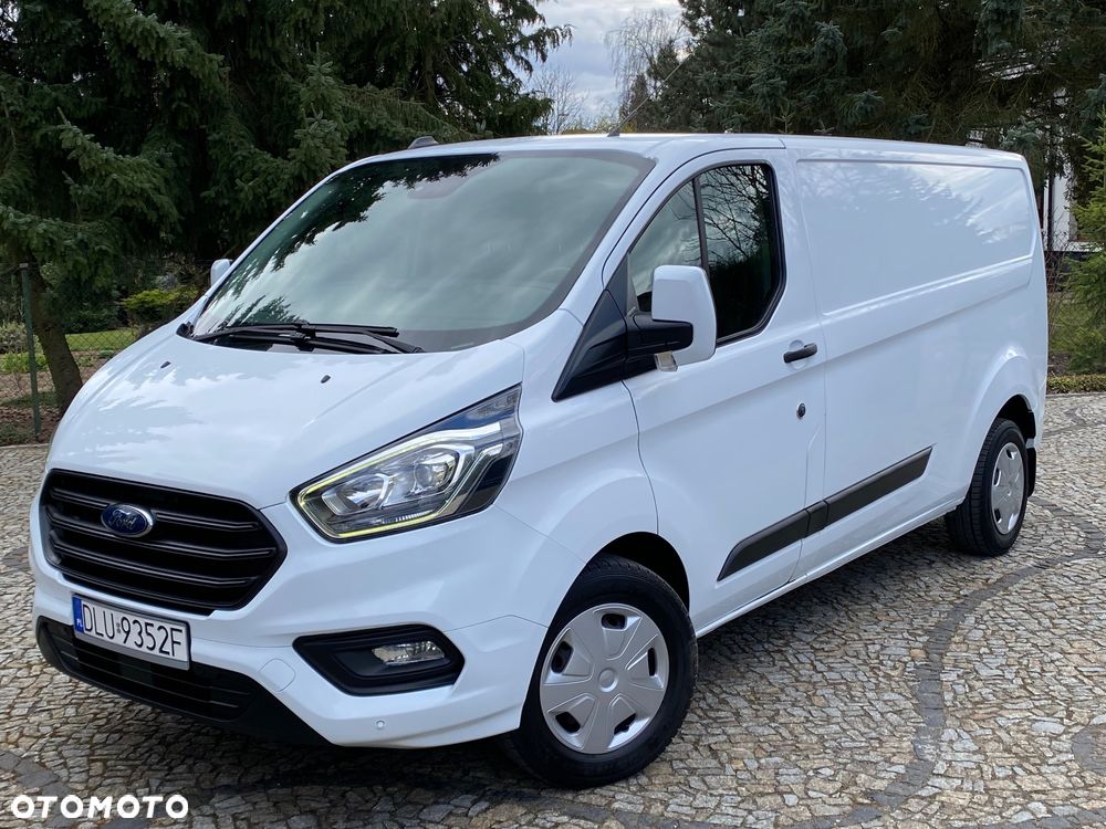 Ford TRANSIT CUSTOM - 1