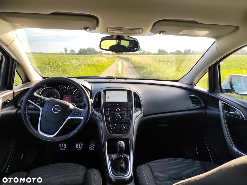 Opel Astra - 10