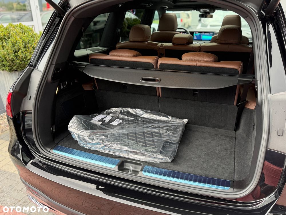 Mercedes-Benz GLS - 28