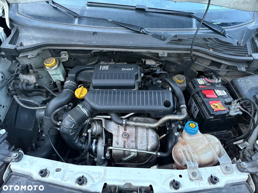 Fiat Doblo 1.4 T-Jet 16V Easy - 9