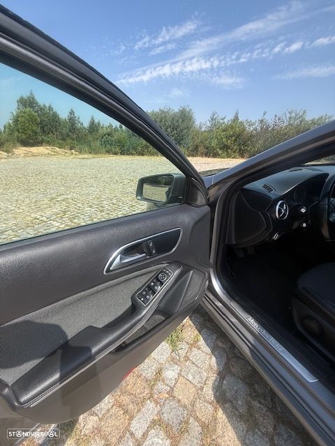 Mercedes-Benz A 180 Dynamic Edition - 8