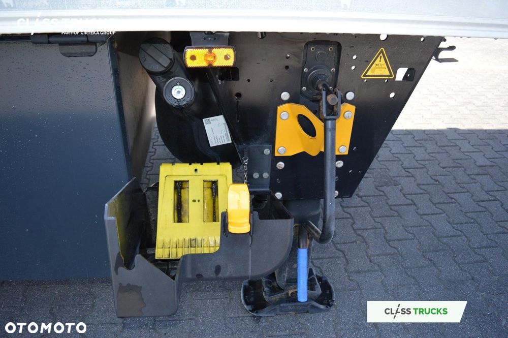 Schmitz Cargobull SKO FP 60 ThermoKing SLXi 300 - 12