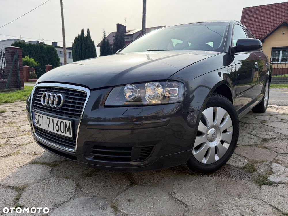 Audi A3 Sportback 1.6 FSI Ambition - 1
