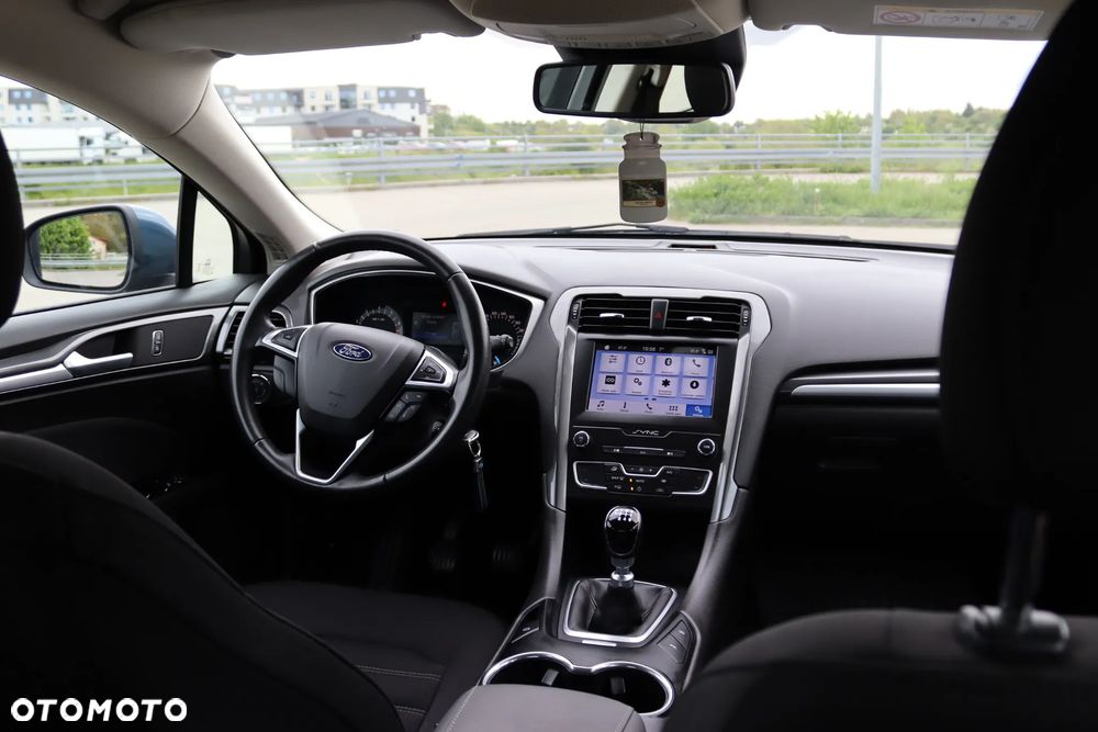 Ford Mondeo 1.5 EcoBoost Trend - 13