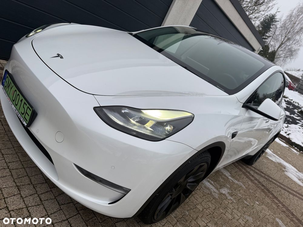 Tesla Y Long Range Dual Motor AWD - 25