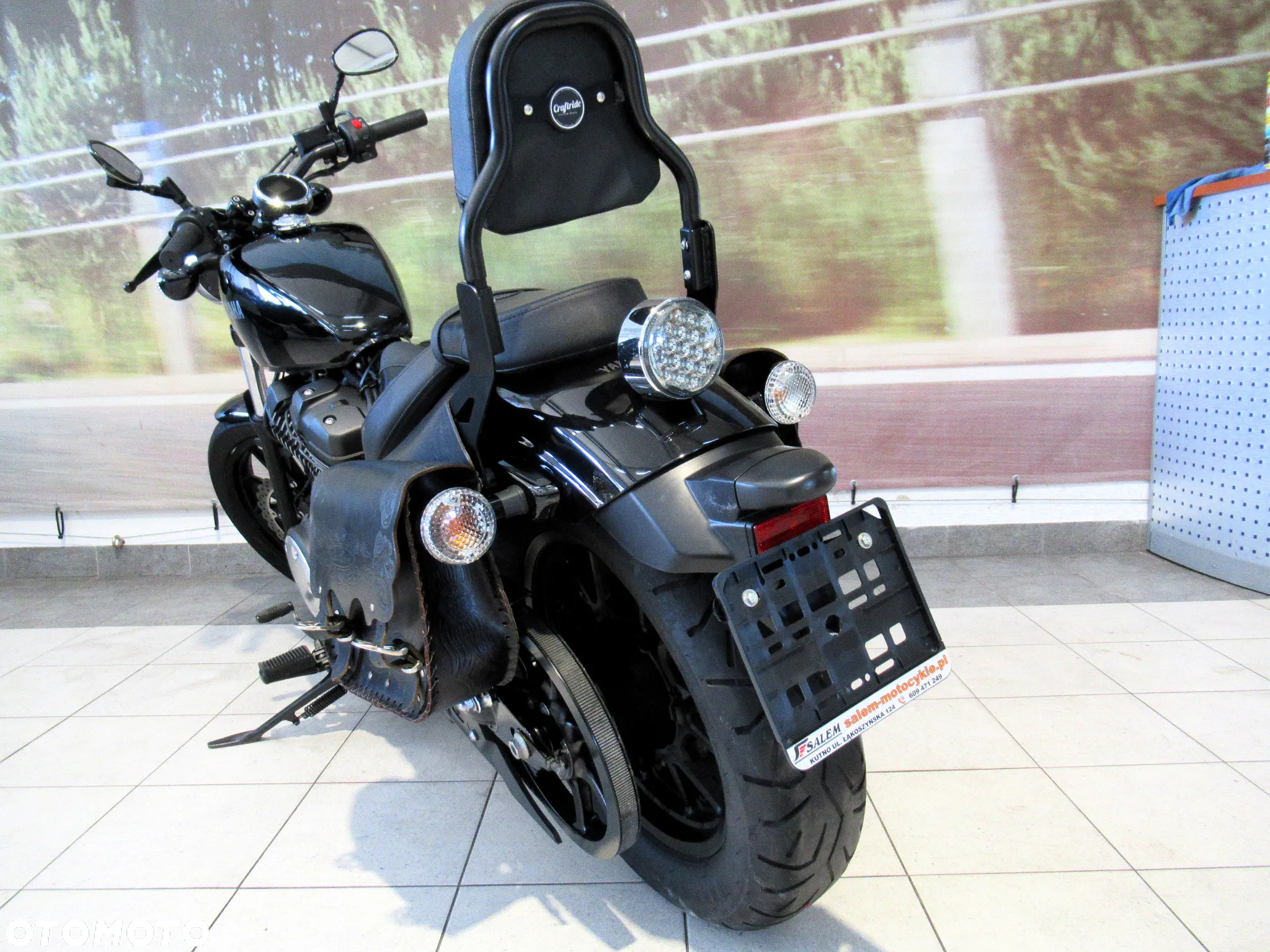 Yamaha XVS - 27