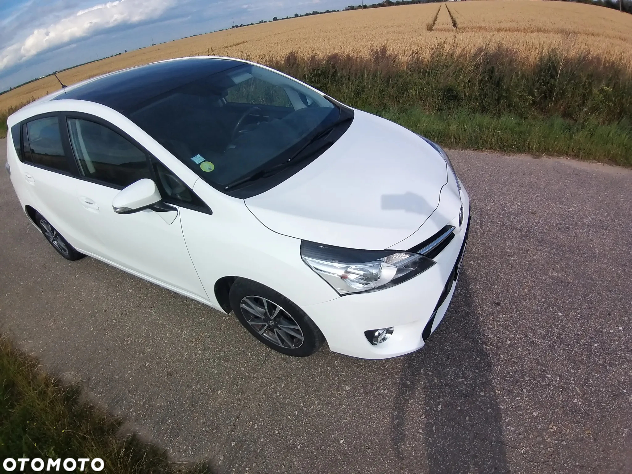 Toyota Verso 2.0 D-4D Premium - 17