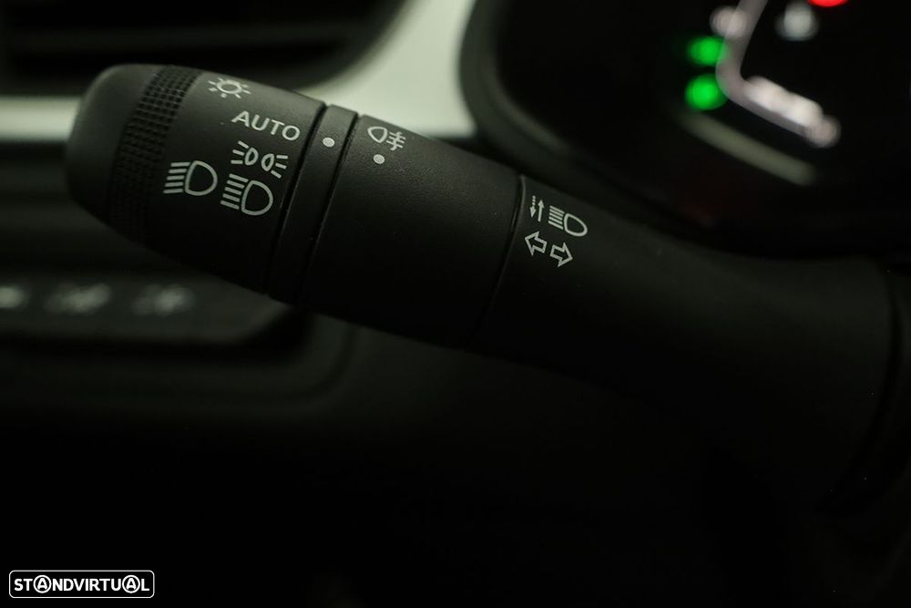 Renault Captur 1.0 TCe Techno Bi-Fuel - 17