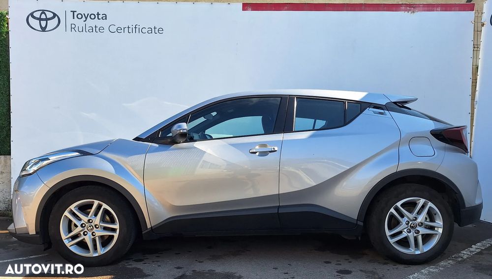 Toyota C-Hr 2023 photo 2