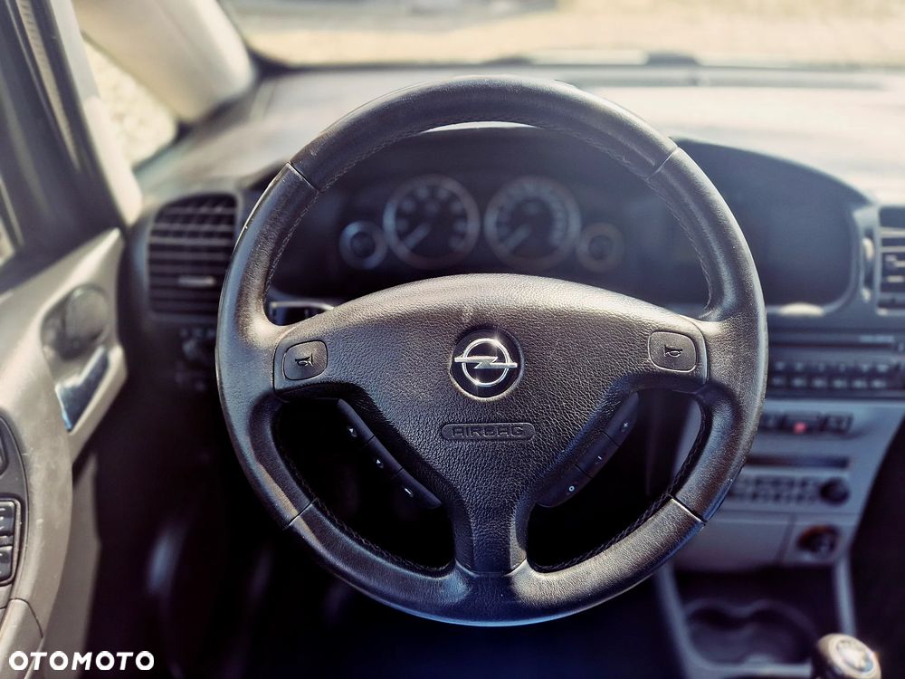 Opel Zafira 1.8 Elegance - 21