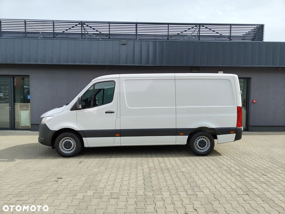Mercedes-Benz Sprinter - 3