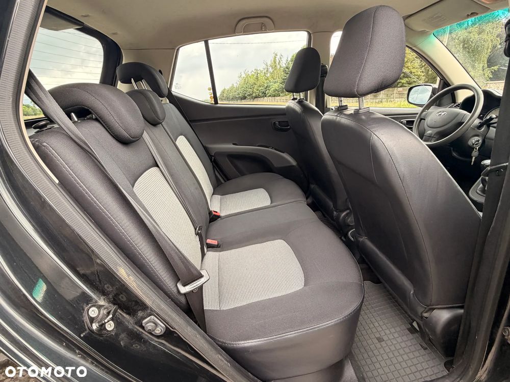 Hyundai i10 1.1 Base - 9