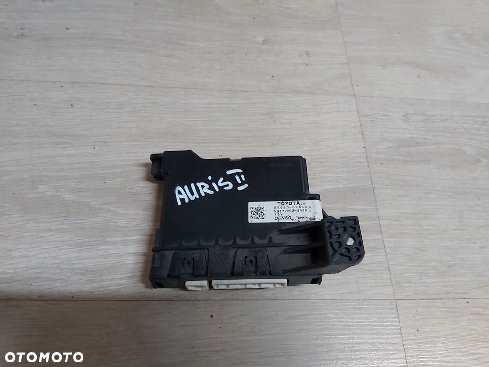 Toyota Auris II moduł sterownik klimatyzacji 88650-02E10 - 1