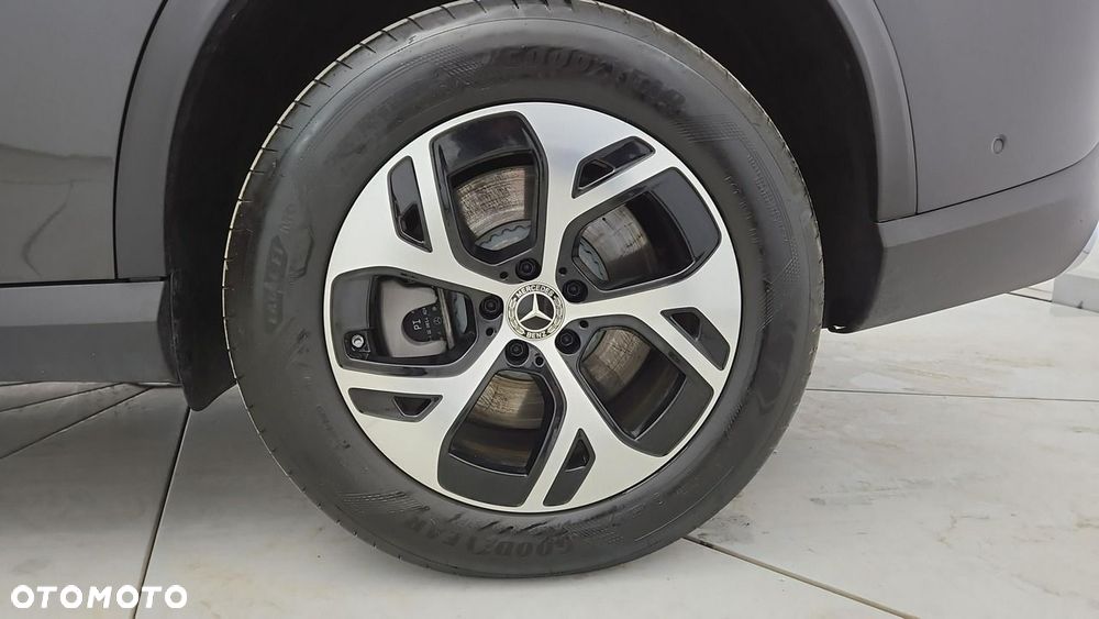 Mercedes-Benz GLC - 26