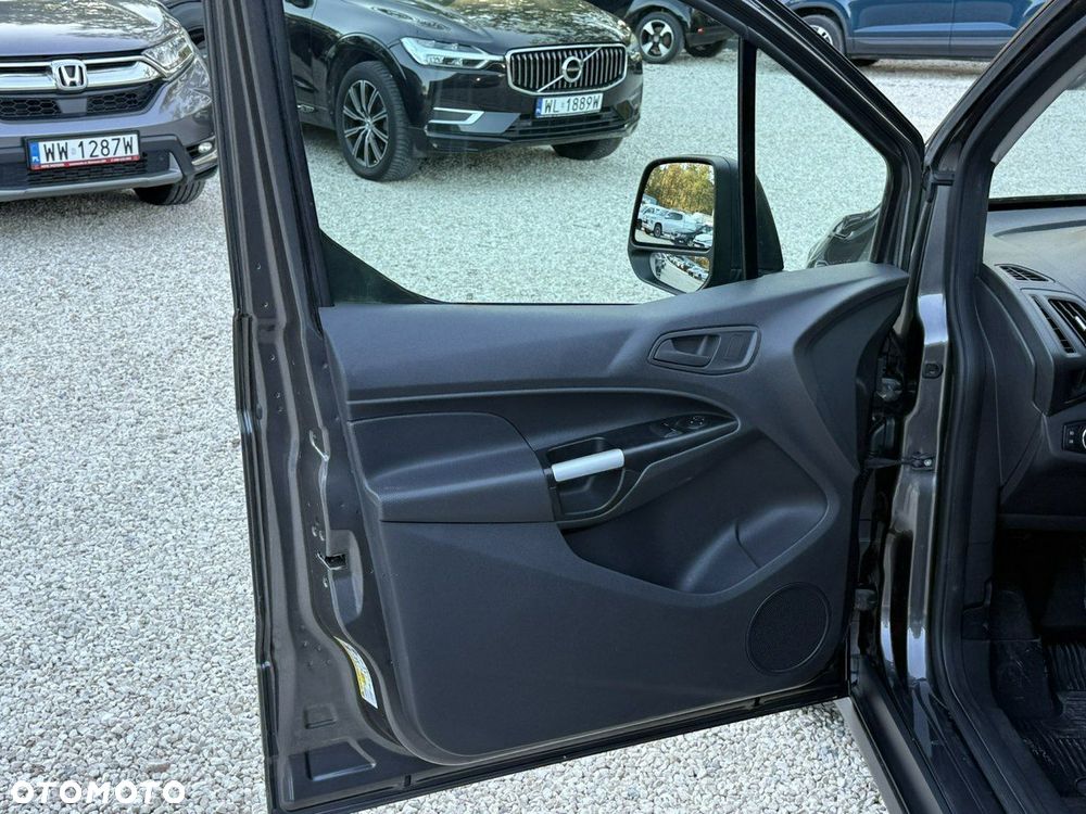 Ford Transit Connect - 12