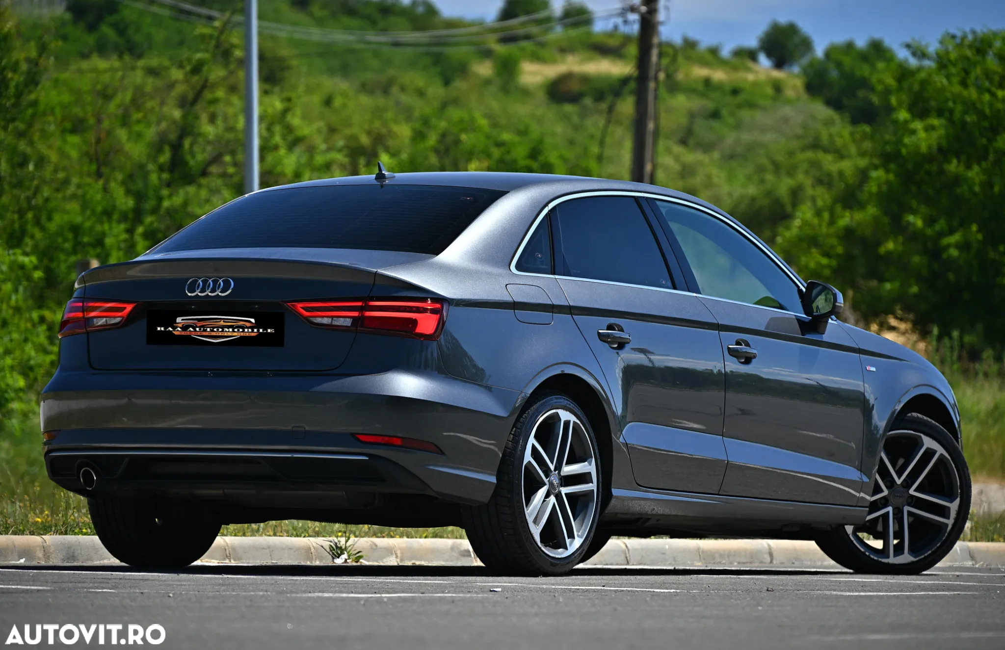 Audi A3 1.6 TDI Limousine sport - 2
