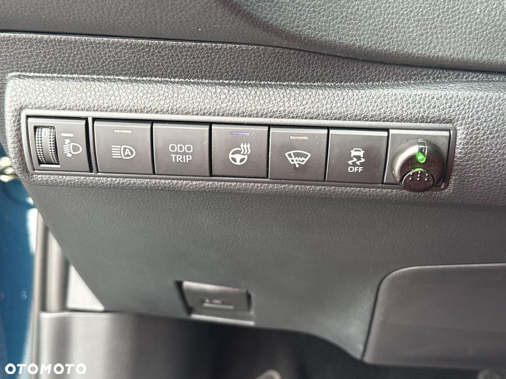 Toyota Corolla 1.8 Hybrid Comfort - 19