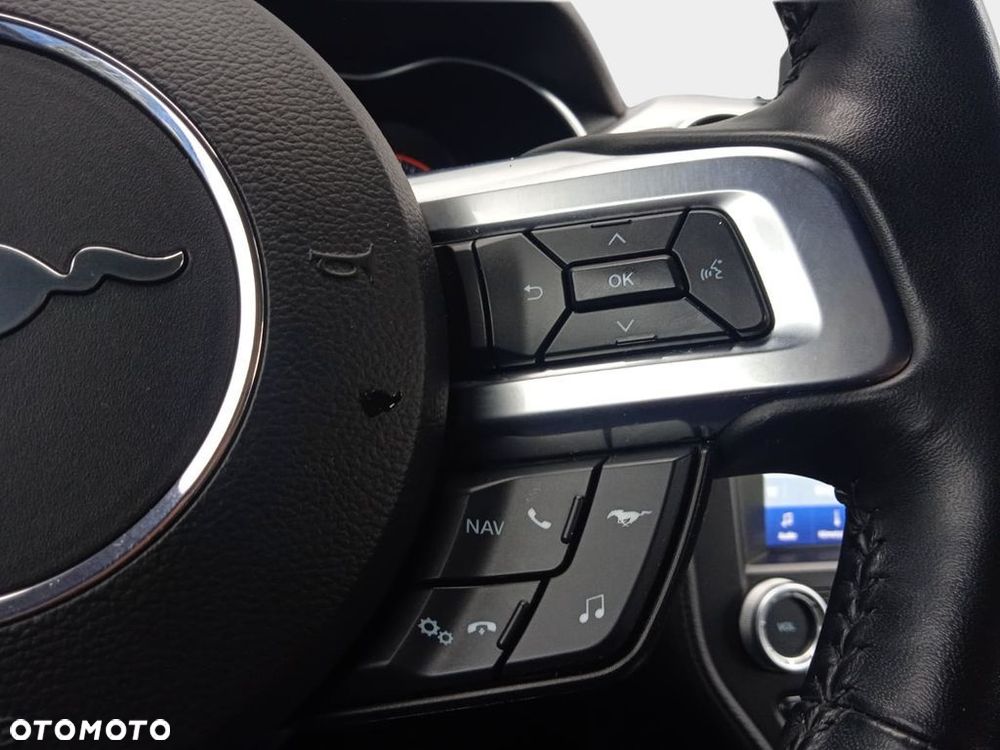 Ford Mustang 5.0 V8 GT - 16