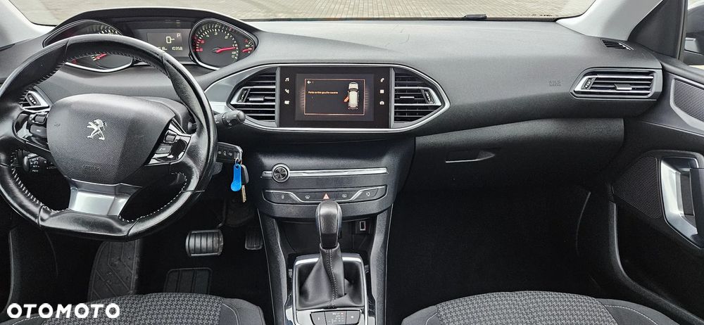Peugeot 308 - 11