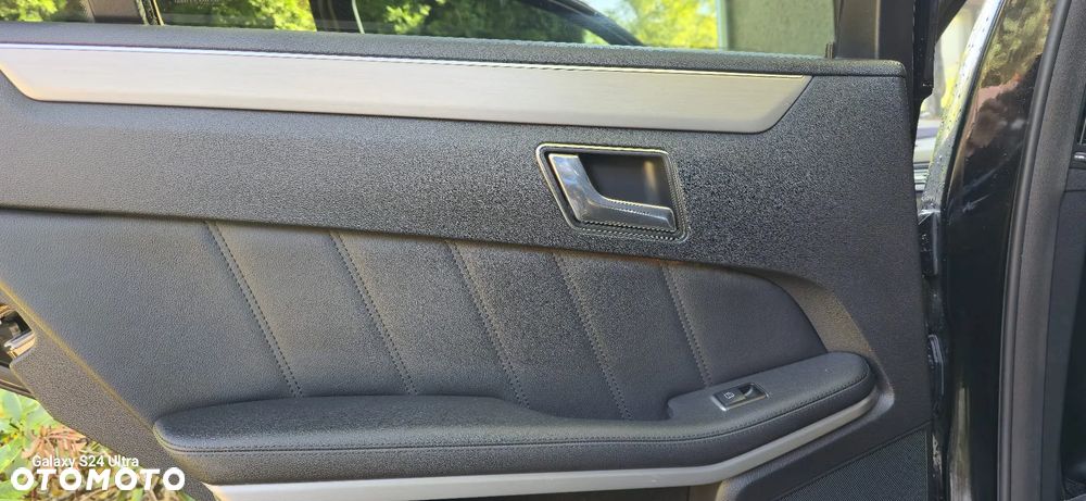 Mercedes-Benz Klasa E - 15