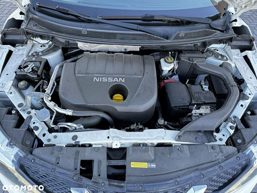 Nissan Qashqai 1.5 dCi TEKNA - 34