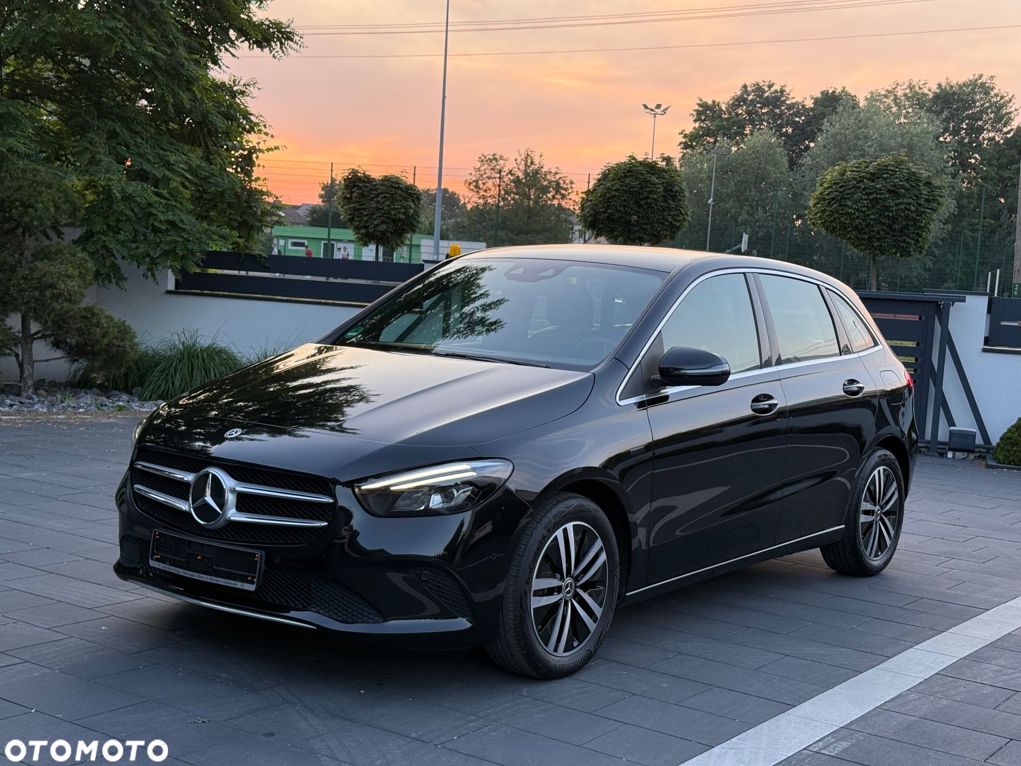 Mercedes-Benz Klasa B 250 e Progressive 8G-DCT - 1