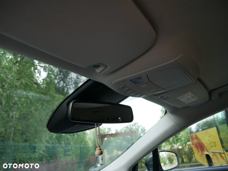 Ford Mondeo 2.0 Hybrid Titanium - 31