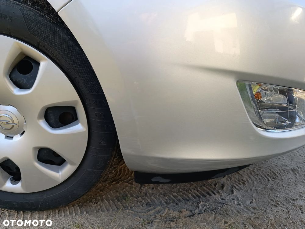 Opel Astra 1.7 CDTI - 11