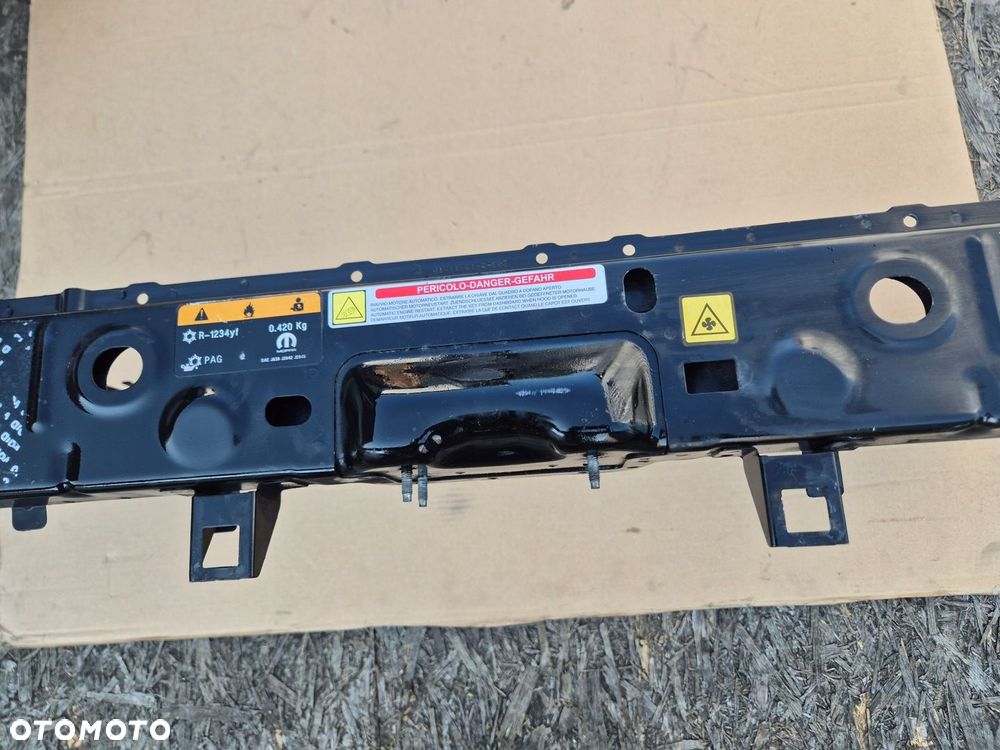 Alfa Romeo Giulietta pas przedni.Oryginał.100 - 10