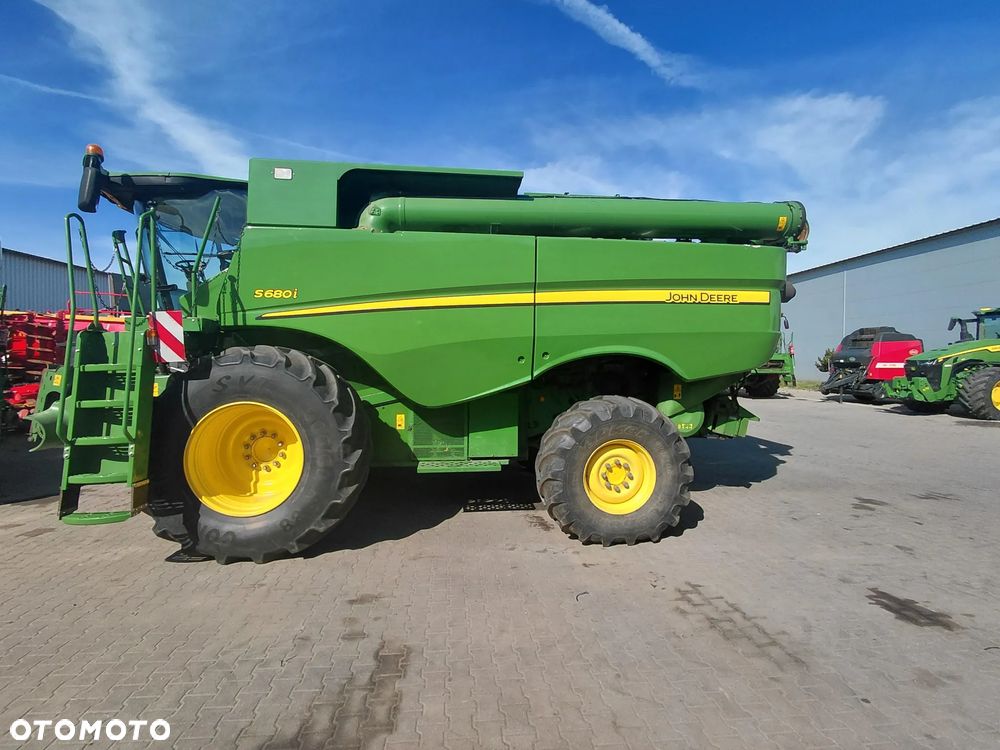 John Deere S680i - 1