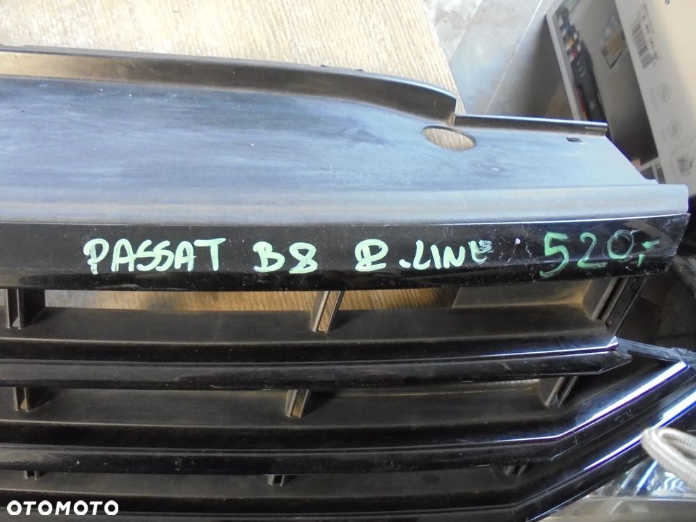 VOLKSWAGEN PASSAT B8 R-LINE GRILL ATRAPA - 4