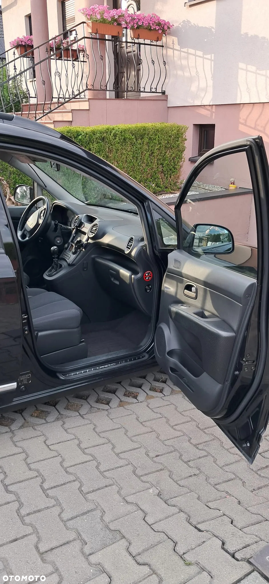 Kia Carens 2.0 CRDi Tour - 9