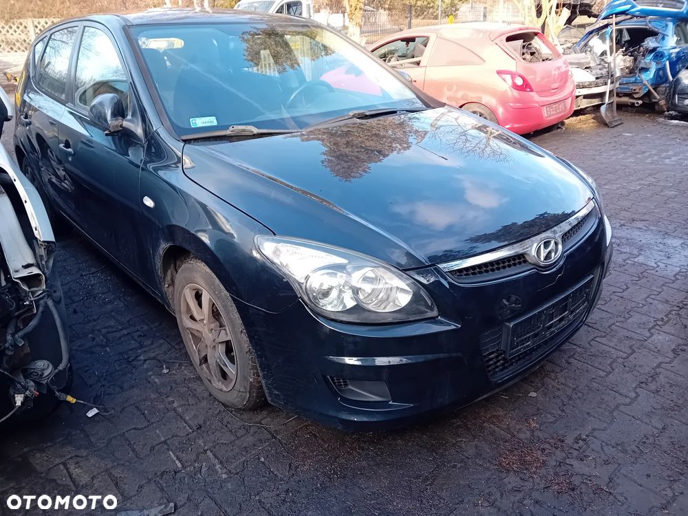 *HYUNDAI I30* Samochód na części - 2