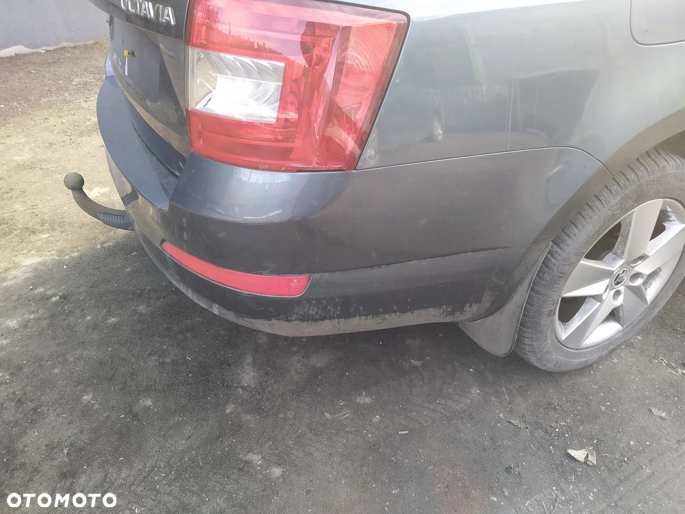 Zderzak tylny skoda octavia III kombi LF7Y