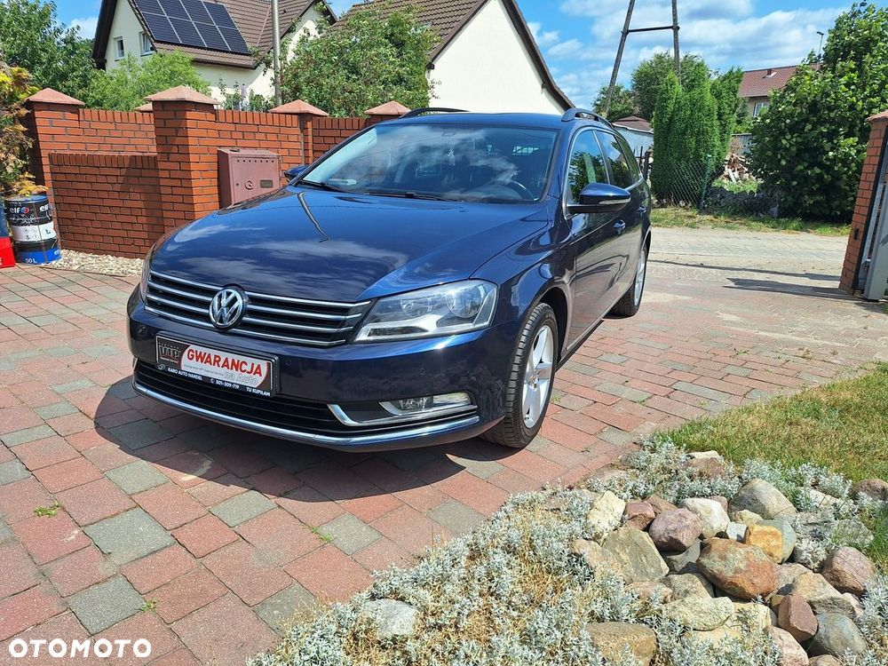 Volkswagen Passat - 4