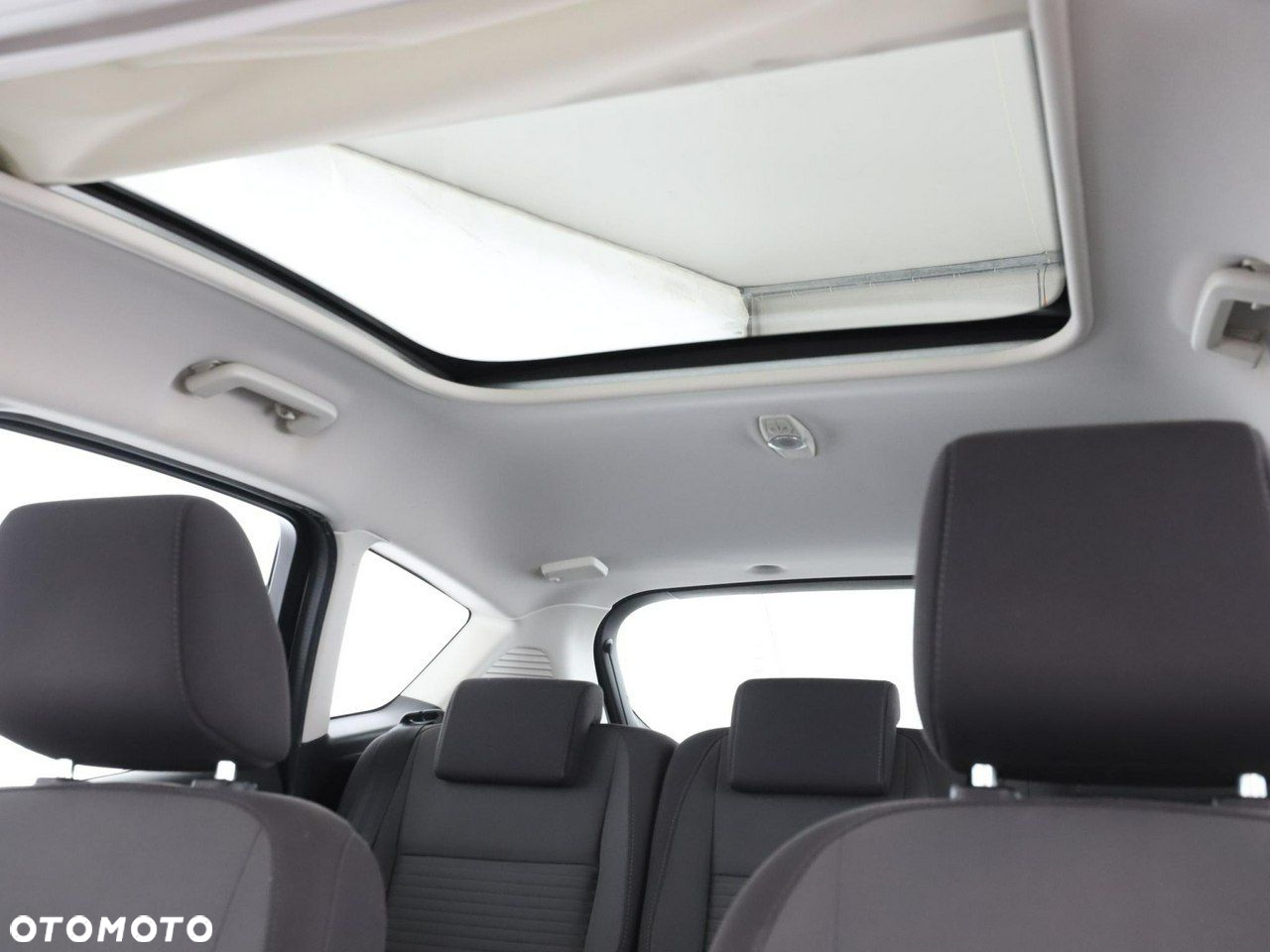 Ford C-MAX 1.5 TDCi Titanium - 36