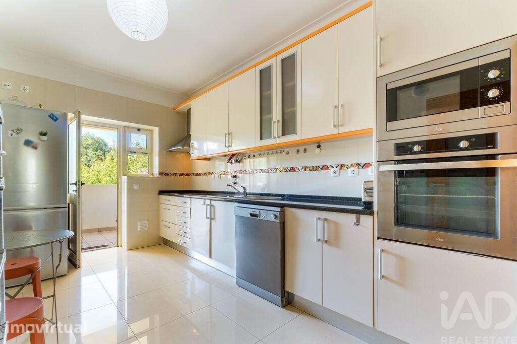 Apartamento T2 em Ferragudo de 99,99 m2 - Grande imagem: 5/37