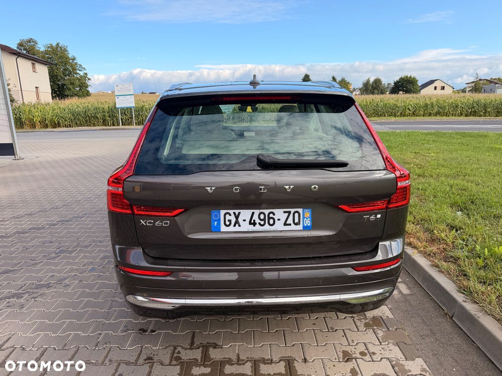 Volvo XC 60 T6 Plug-In Hybrid AWD Plus Bright - 5