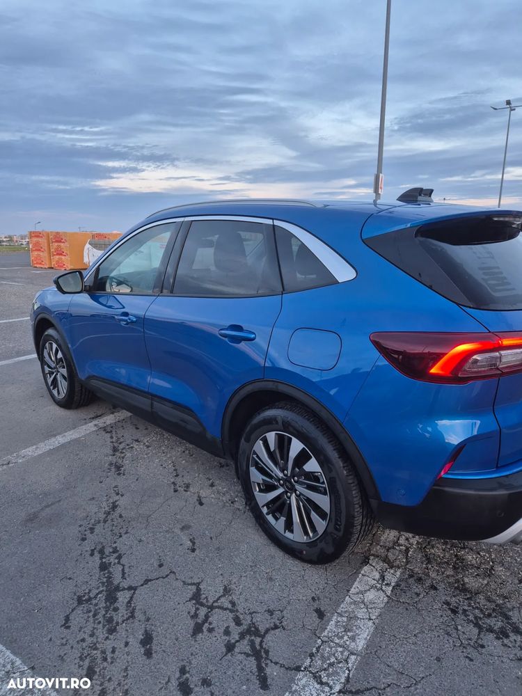 Ford Kuga 2.5 Duratec FHEV AWD Titanium - 4