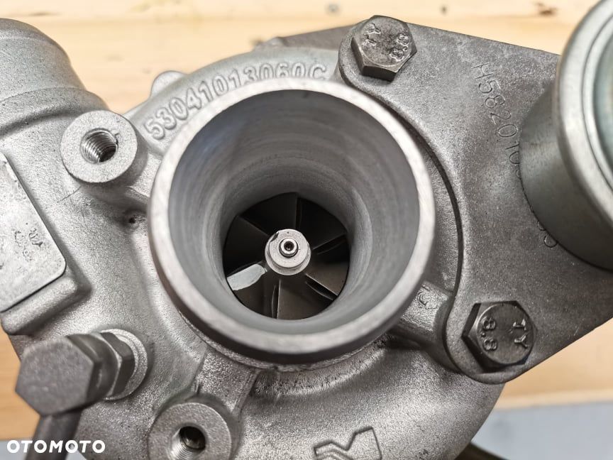 Turbosprężarka Manitou MLT 737 Deutz TCD 3,6 L4 - 3