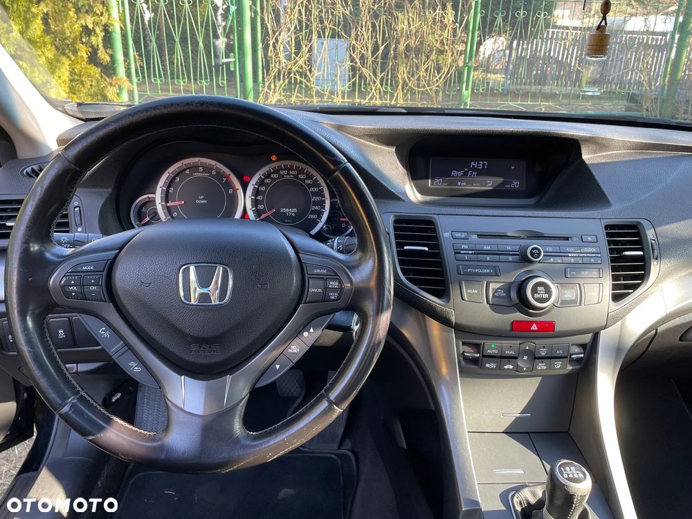 Honda Accord 2.0 Elegance - 15