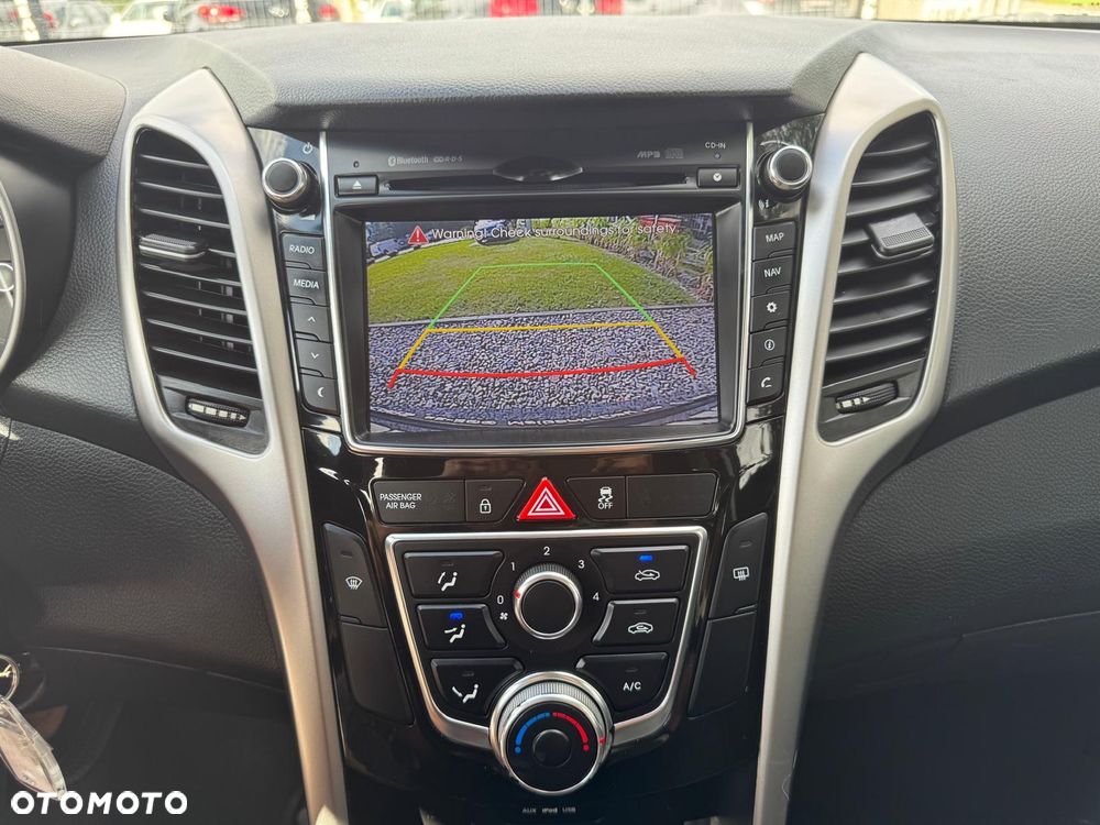 Hyundai i30 - 22