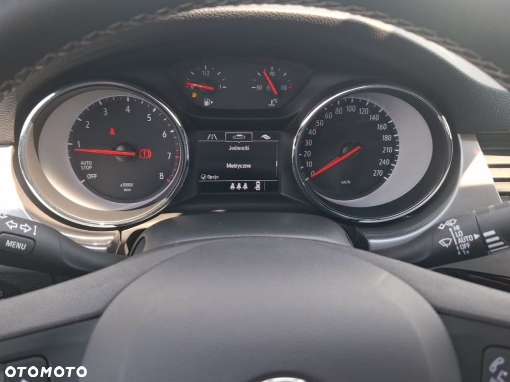 Opel Astra 1.2 T GS Line S&S - 10