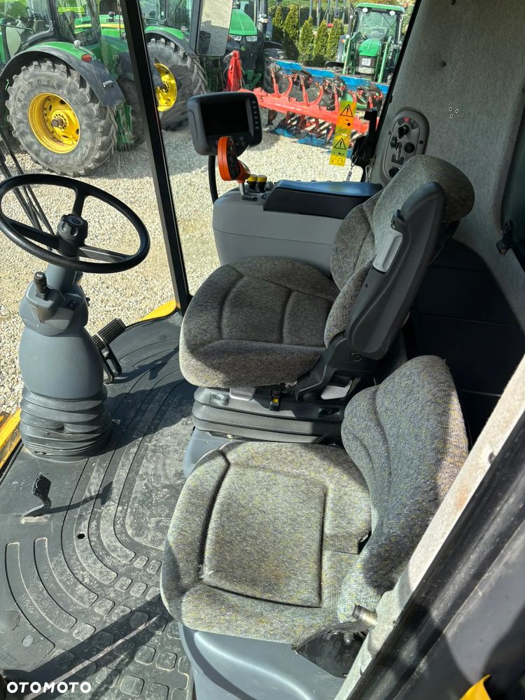 New Holland CX8060 - 19