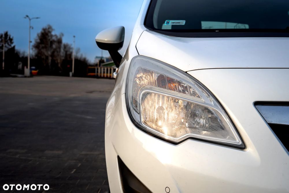 Opel Meriva 1.4 T Essentia - 4